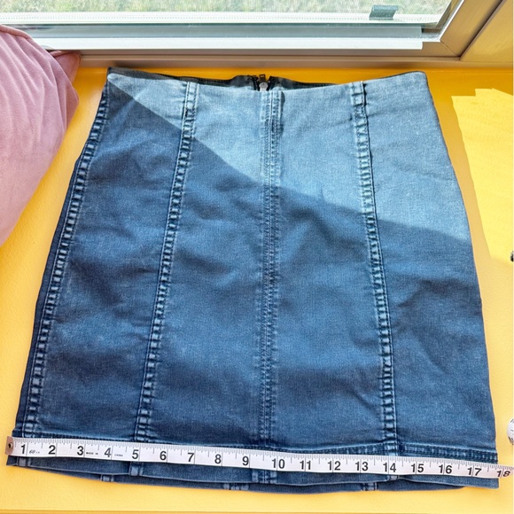 Free People Modern Femme Washed Grey Denim Mini Skirt - Picture 9 of 9